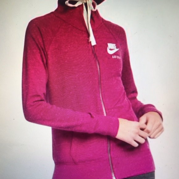 Nike Jackets & Blazers - Nike women’s full zip hoodie